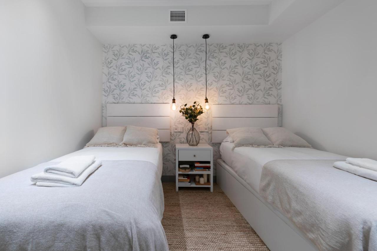 2 Bedrooms 1 Bathroom Furnished - Justicia - Executive Style - Mintystay Madrid Bagian luar foto