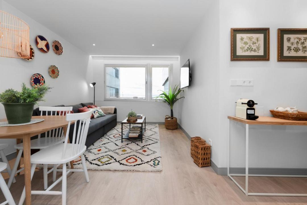 2 Bedrooms 1 Bathroom Furnished - Justicia - Executive Style - Mintystay Madrid Bagian luar foto