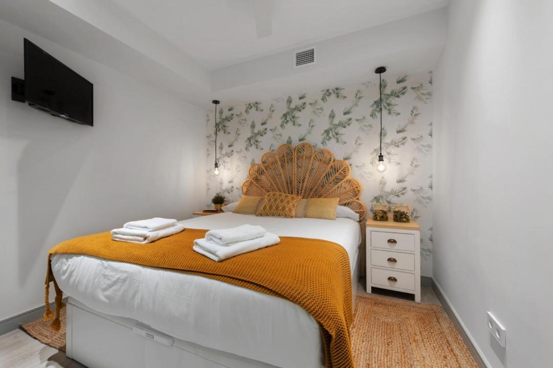 2 Bedrooms 1 Bathroom Furnished - Justicia - Executive Style - Mintystay Madrid Bagian luar foto